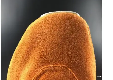 AA2494-801 Retro 18 AA2494-801 Orange Campfire Jordan  0528